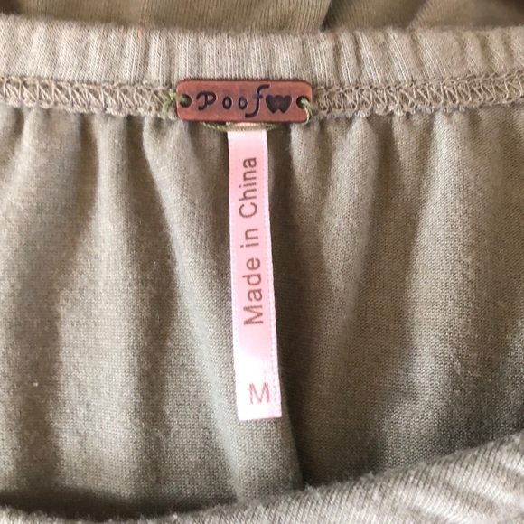 🌺Olive green ruffle off the shoulder bodysuit🌺 - Picture 6 of 6